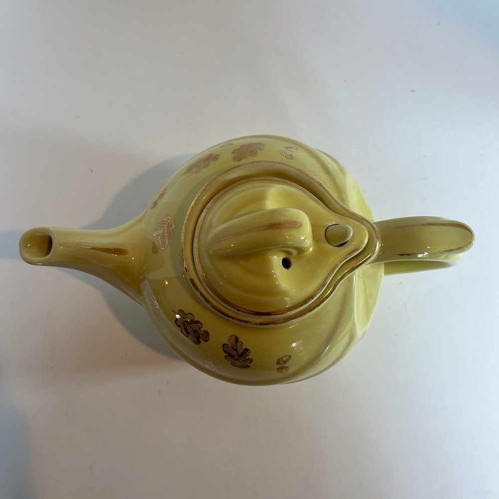 Vintage Hall USA Teapot with Hook Lid - Picture 6 of 11